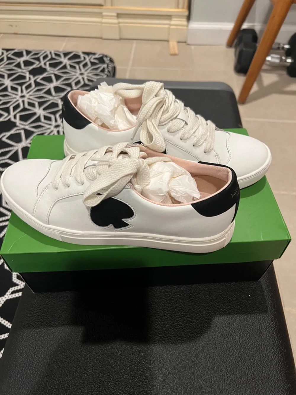 kate spade White Leather Low-Top Lace-Up Sneakers